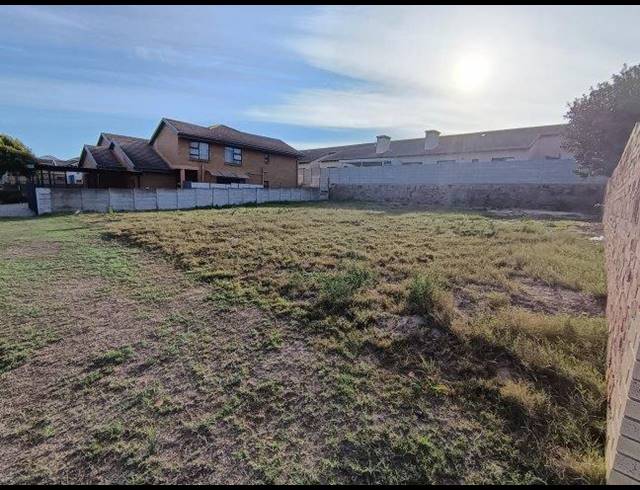 LAND FOR SALE IN DIAZ